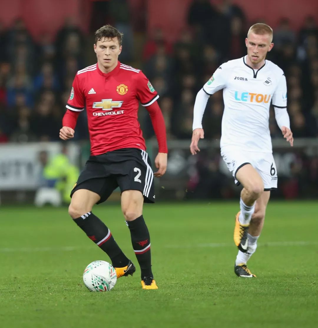 地吸引了年 地吸引了年